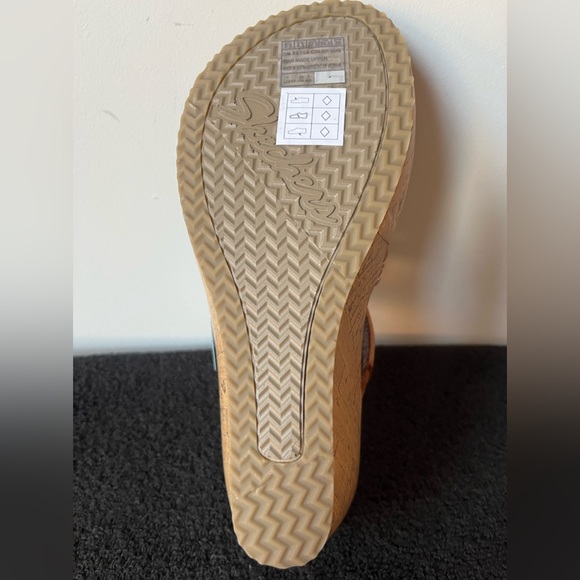 Skechers Cali Tiger Posse Wedge Sandal - Size 7.5 - Picture 7 of 9